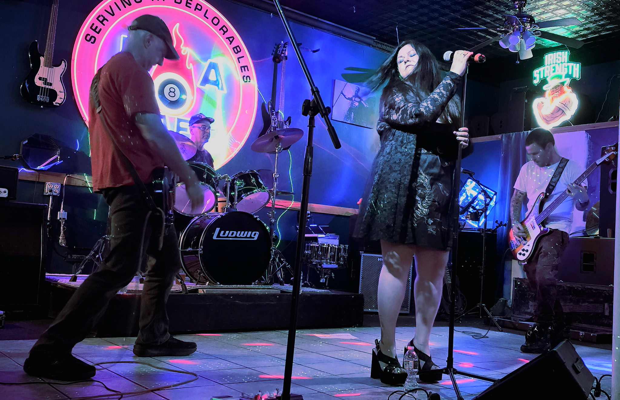 The Dirty Genes live at the L.A. Cafe in West Warwick, Rhode Island